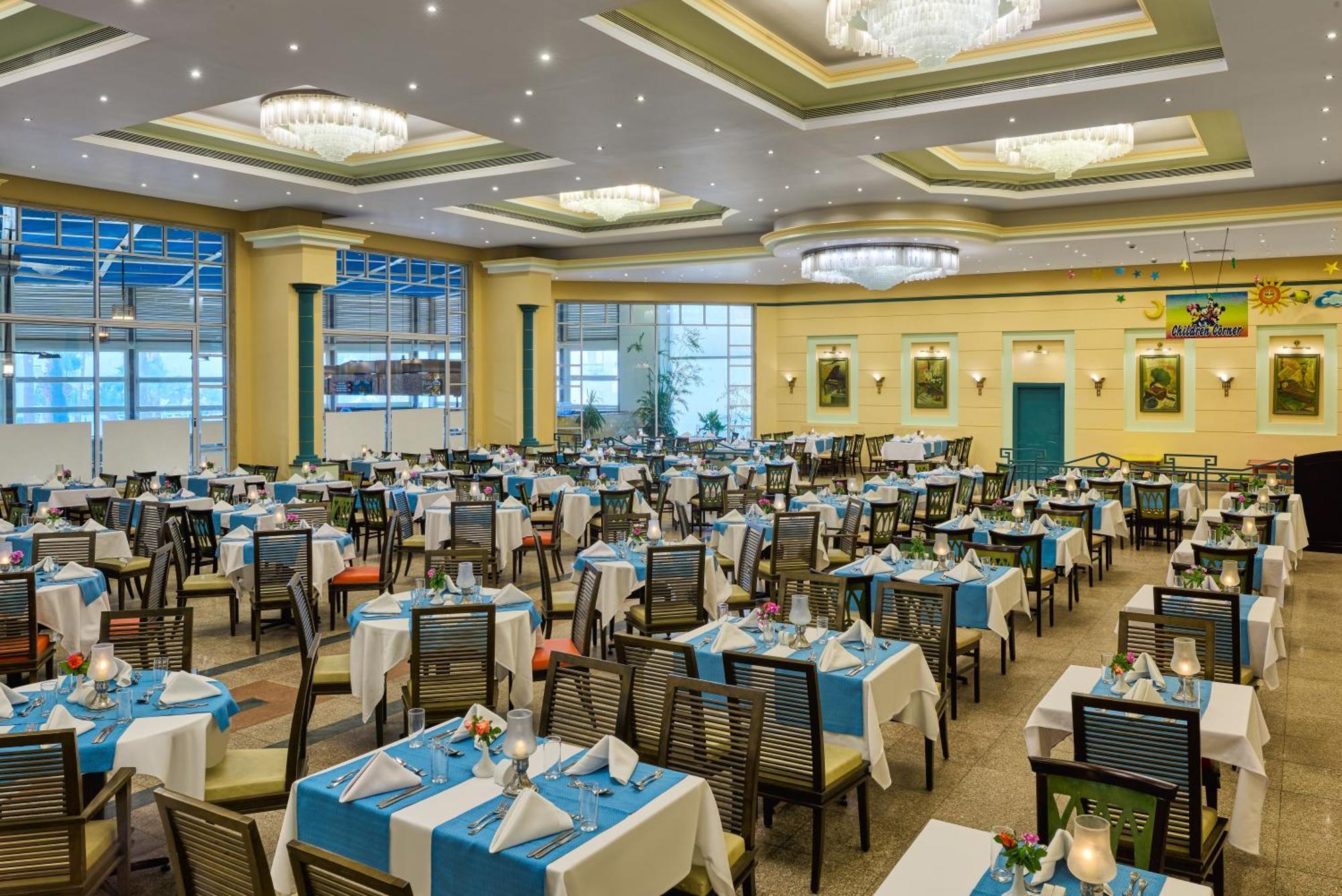 Dreams Beach Resort - Sharm El Sheikh Esterno foto The restaurant at the hotel